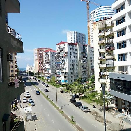 Ruso'S Flat Apartment Batumi Luaran gambar